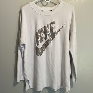 Nike Tunic Sweatshirt With Rose Gold Polka Dot Swoosh Size Large